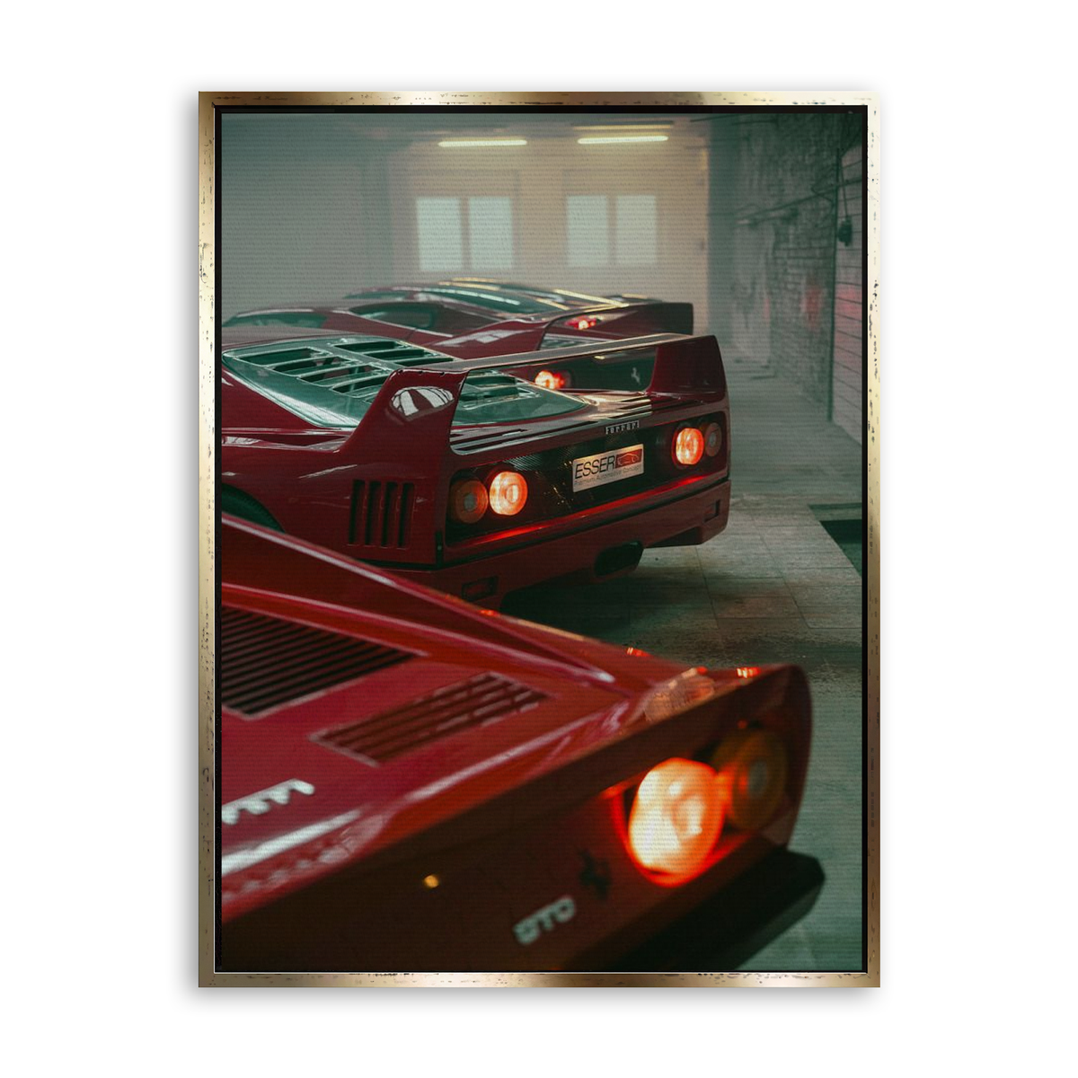 Scarlet Garage - Leinwand Gold